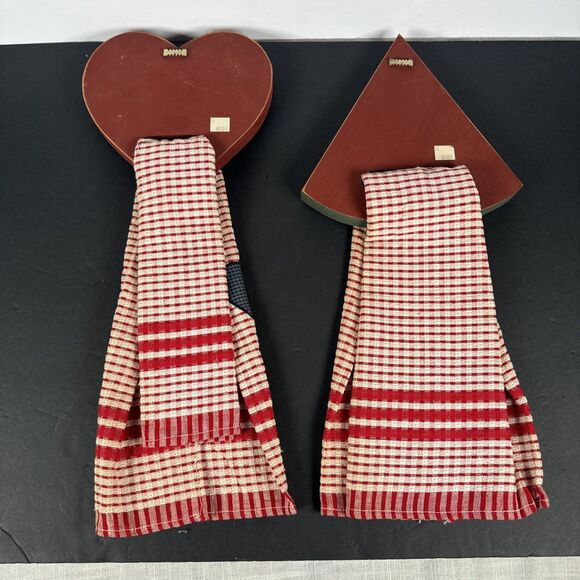 Country Cabin Cottage Core Towel Hangers With Towels Hearts & Watermelon Design - Picture 7 of 16
